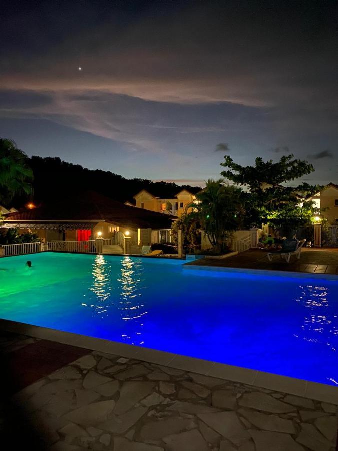 شقة Superbe Studio De Standing A 800M De La Mer Des Caraibes Le Hameau De Beauregard Sainte Anne المظهر الخارجي الصورة